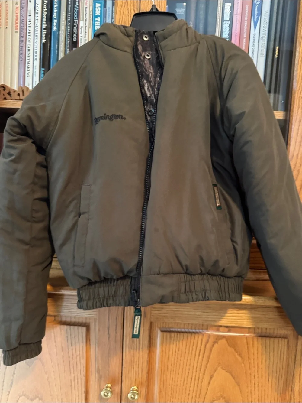 Remington Boys' Mossy Oak Reversible Camo Hooded Puffer Jacket - Brown & Green